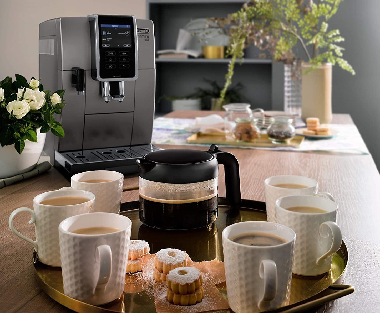 De'Longhi Dinamica Plus ECAM 370.95.T Kaffeevollautomat mit LatteCrema Milchsystem, Cappuccino und Espresso auf Knopfdruck, Touchscreen Farbdisplay und App-Steuerung, Kaffeekannen-Funktion, Titan