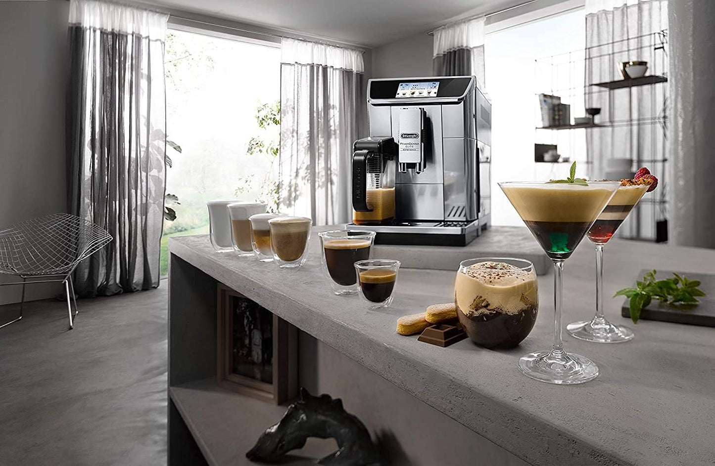 De'Longhi PrimaDonna Elite Experience ECAM 656.85.MS Kaffeevollautomat mit LatteCrema Milchsystem, Cappuccino, 4,3 Zoll Farbdisplay, App-Steuerung, Trinkschokoladenfunktion, Edelstahlfront, silber
