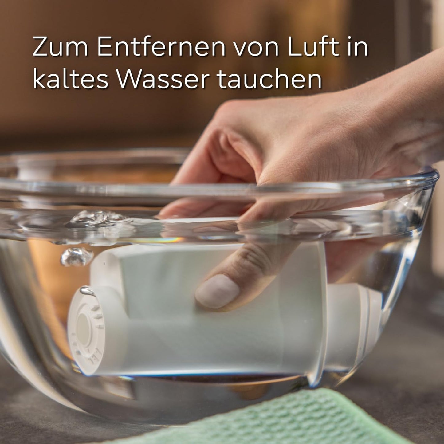 De’Longhi Perfecta Evo ESAM420.40.B Kaffeevollautomat mit LatteCrema Milchsystem, Cappuccino & Espresso auf Knopfdruck, großes LCD-Farbdisplay, Kaffeekannenfunktion, 0.25 kilograms, schwarz